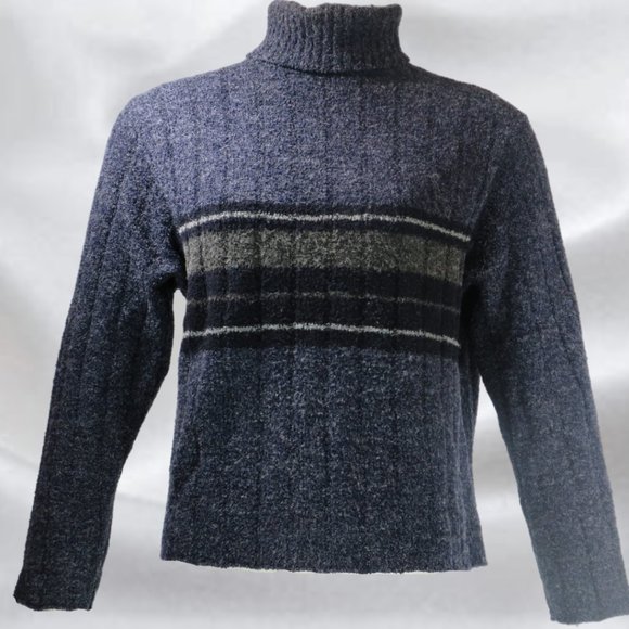 B.K. & Co. Blue Turtleneck Sweater in Size Medium Petite - Picture 1 of 5
